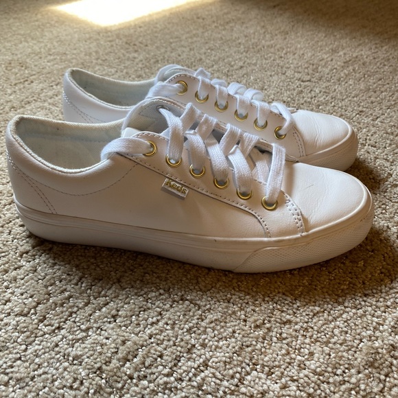 Ked’s jumpkick white sneaker! Size 6.5 - Picture 1 of 4